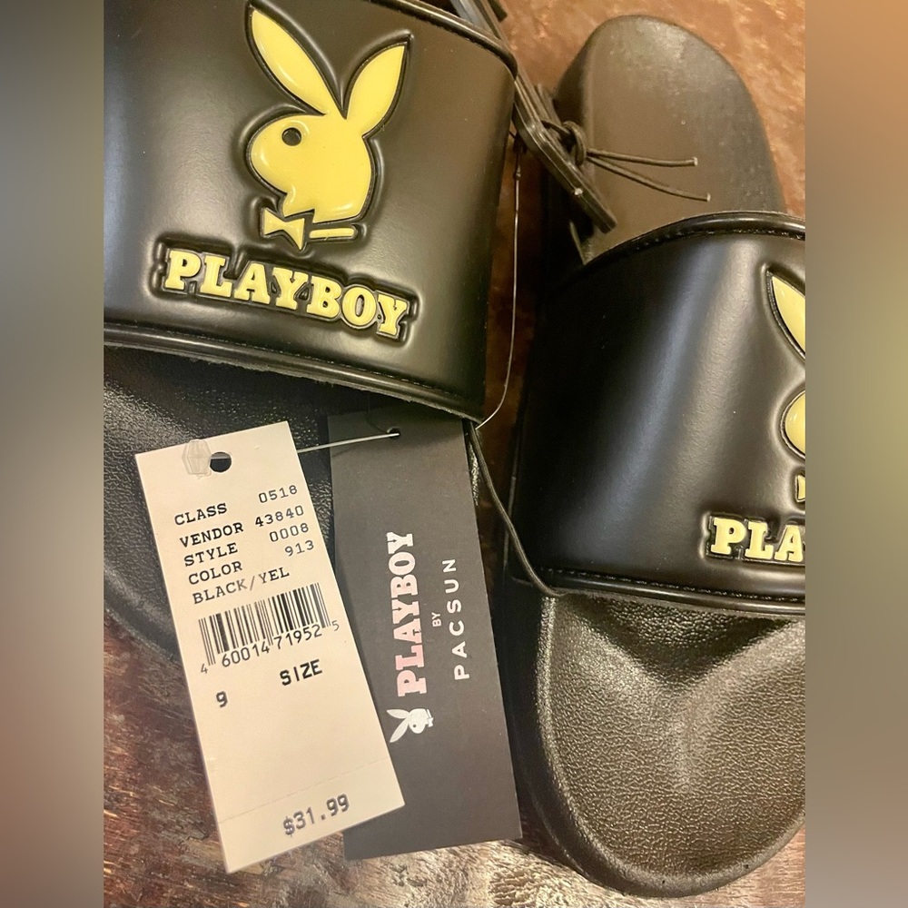Playboy slides 🐰 - Picture 3 of 4